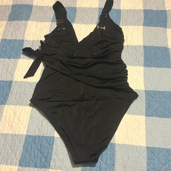 We Are HAH Wrap It Up One Piece Wrap Style Swimsuit Black Secret Pocket - Picture 10 of 16